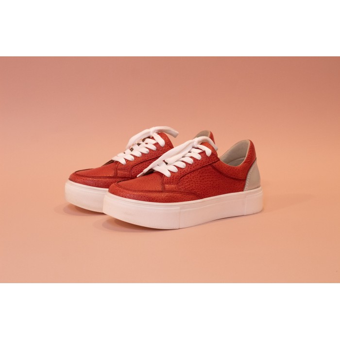 Zapatilla roja mujer Art 320